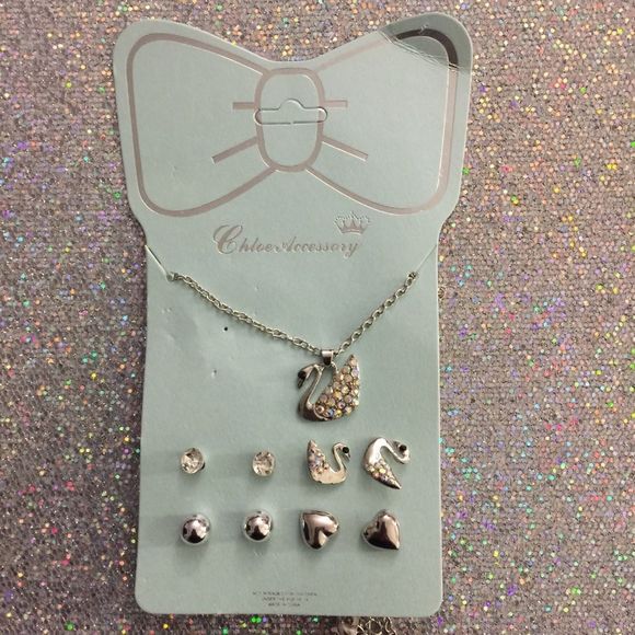 Sliver Swan Necklace & Earrings Set - Picture 2 of 5